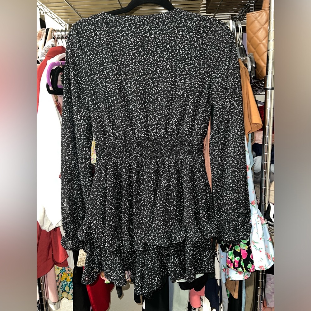 Black & White Print Romper - Picture 4 of 4